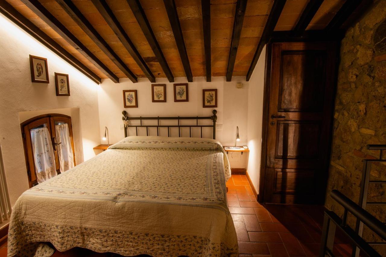 Agriturismo Casanova Di Pescille San Gimignano Bagian luar foto