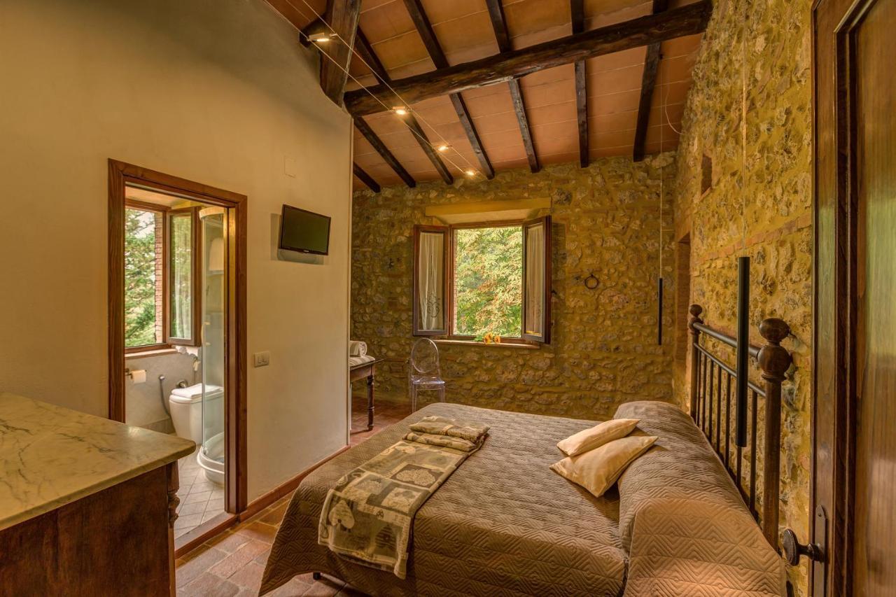 Agriturismo Casanova Di Pescille San Gimignano Bagian luar foto