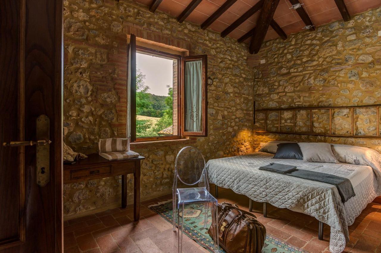 Agriturismo Casanova Di Pescille San Gimignano Bagian luar foto