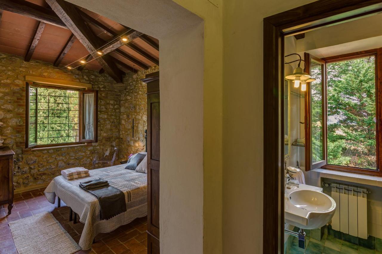 Agriturismo Casanova Di Pescille San Gimignano Bagian luar foto