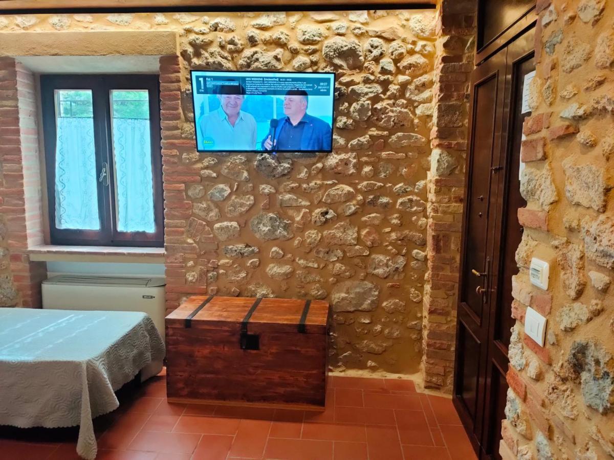 Agriturismo Casanova Di Pescille San Gimignano Bagian luar foto