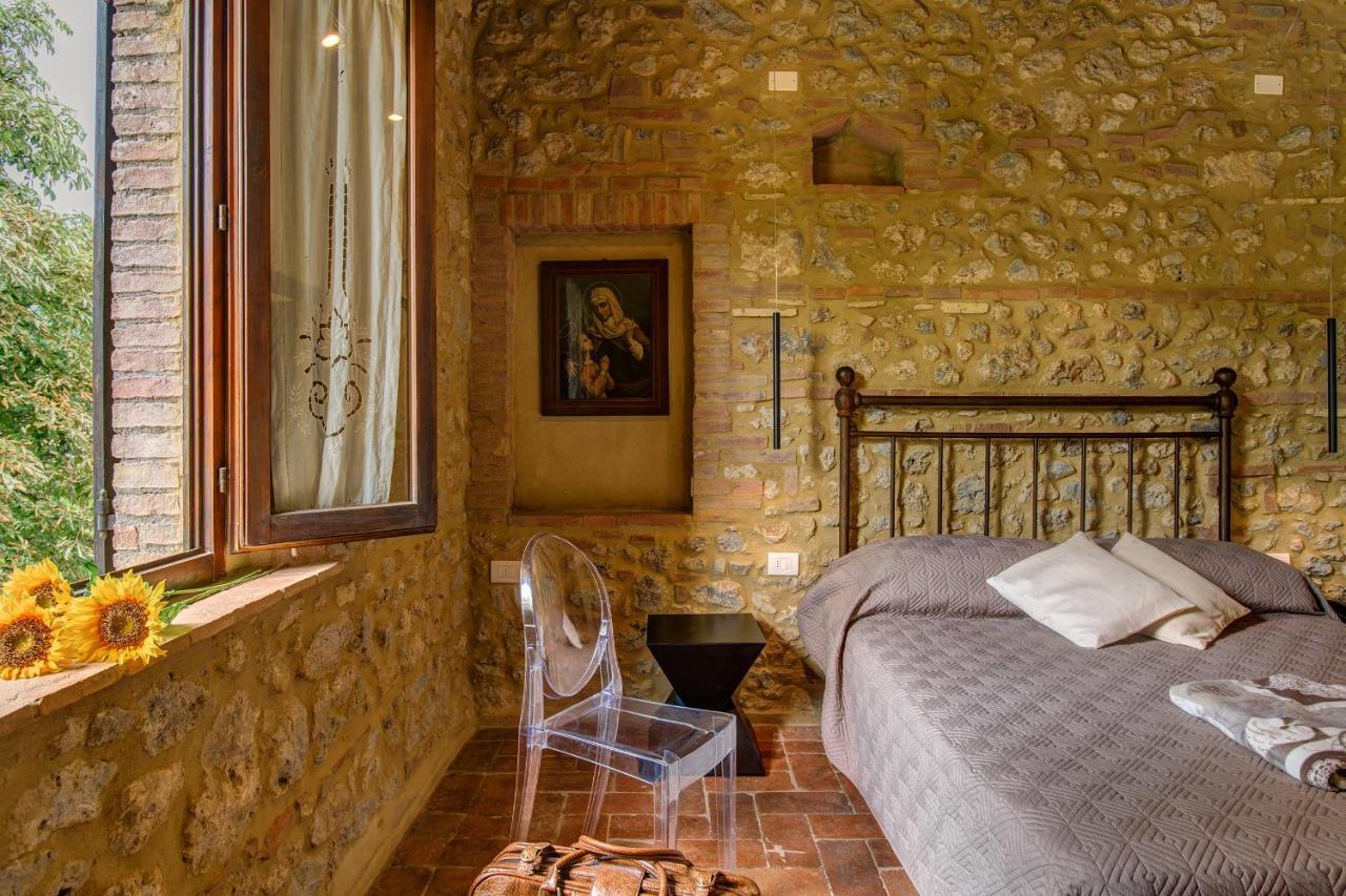 Agriturismo Casanova Di Pescille San Gimignano Bagian luar foto