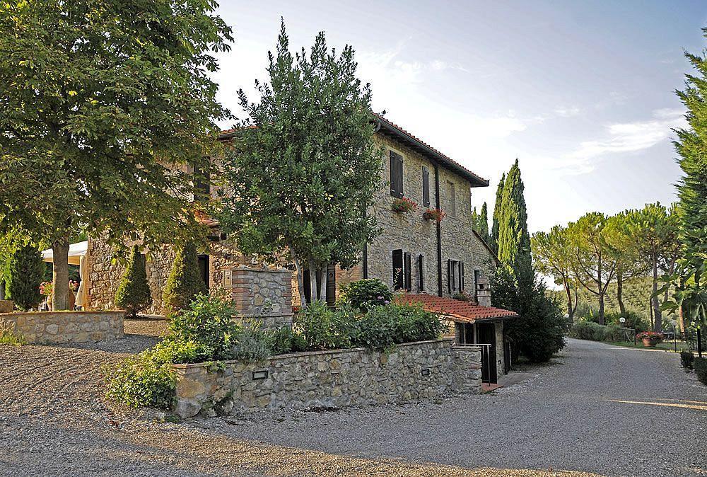 Agriturismo Casanova Di Pescille San Gimignano Bagian luar foto