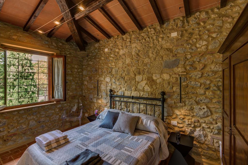 Agriturismo Casanova Di Pescille San Gimignano Bagian luar foto