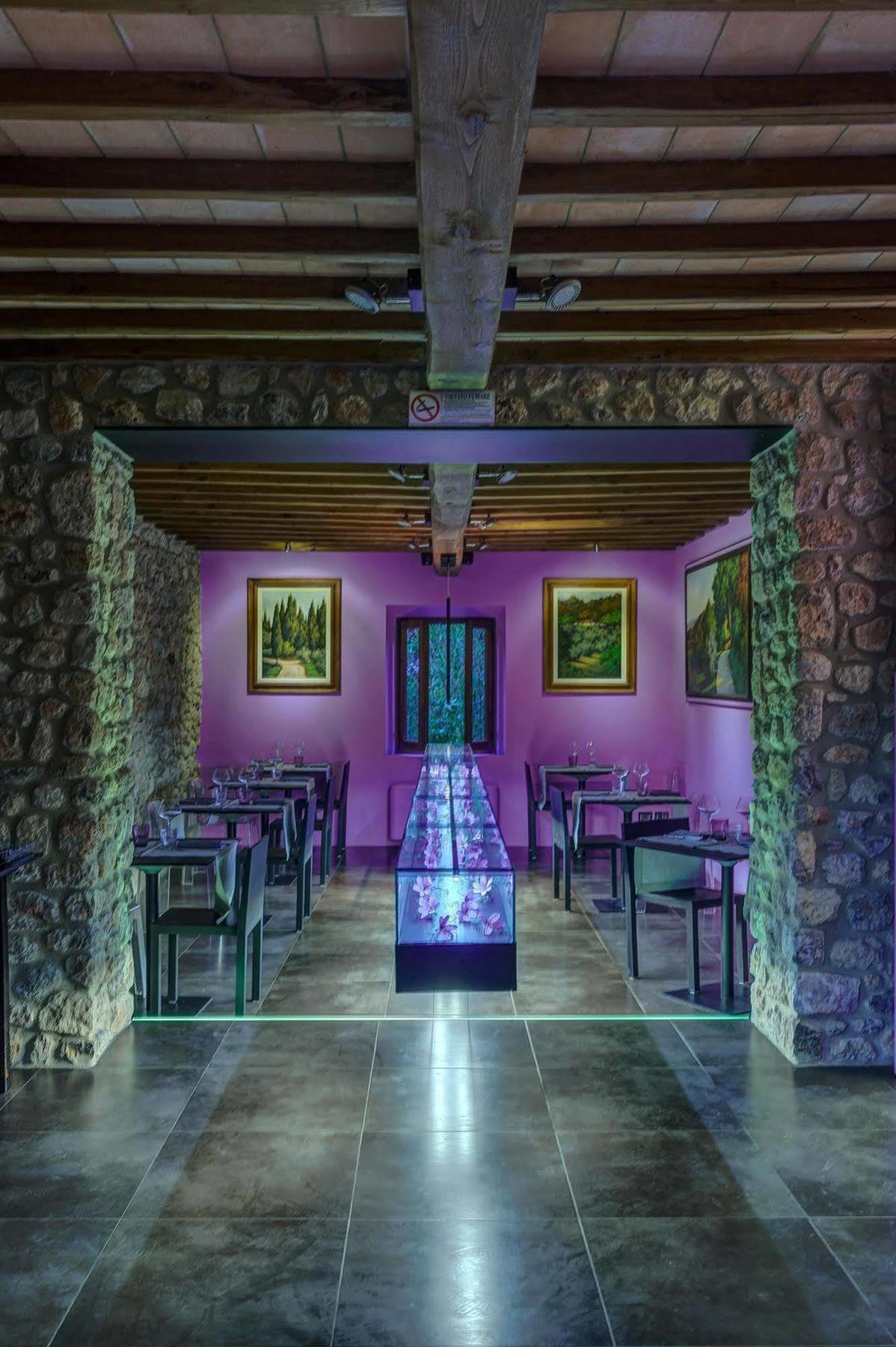 Agriturismo Casanova Di Pescille San Gimignano Bagian luar foto